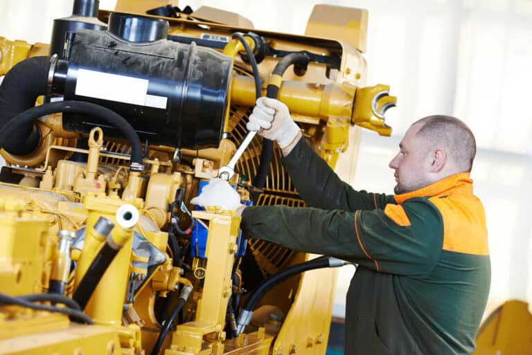 Technicien De Maintenance Industrielle - Fiche Métier [2024]